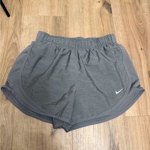 Nike Women's Gray Athletic Shorts Sz S
